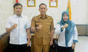 Wakil Bupati Sinjai, A. Mahyanto Mazda menerima audiensi jajaran BPJS Ketenagakerjaan Cabang Sinjai di ruang kerjanya, Senin (13/10/2025) siang.