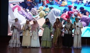 Basamo Basuo Bukber Alumni Farmasi Unand di PUSKESAD Cililitan, Jakarta Timur.