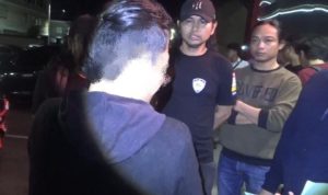 Terduga Pelaku Penikaman Saat Diamankan Unit Jatanras Satreskrim Polres Gowa