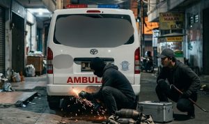 Ilustrasi Pencurian Katalis Mobil Ambulans